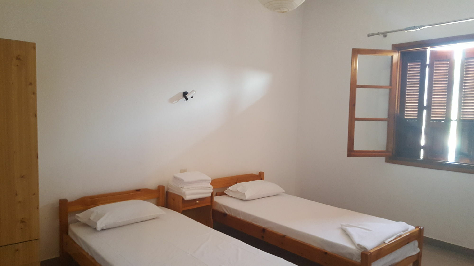 Mantos Rooms 1 Neo Klima Dış mekan fotoğraf