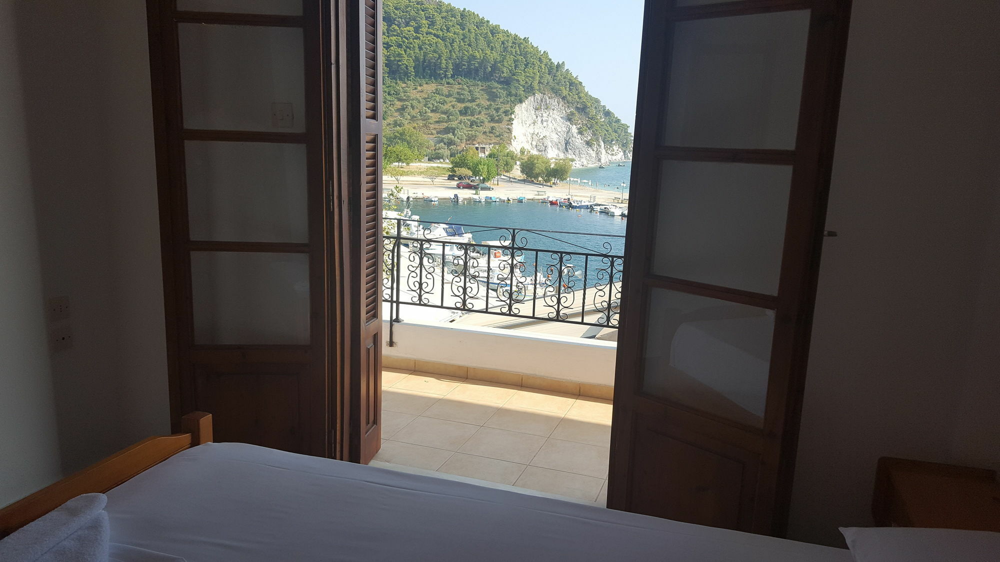 Mantos Rooms 1 Neo Klima Dış mekan fotoğraf
